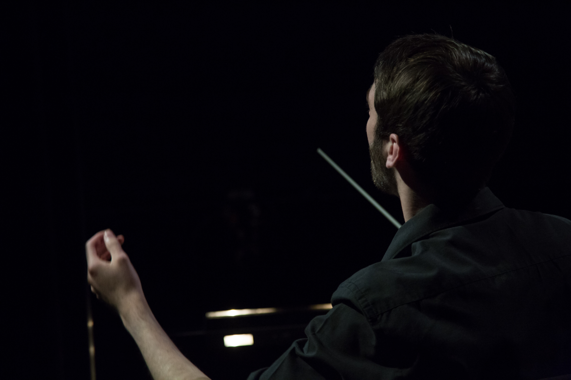Alastair Chilvers conducting
